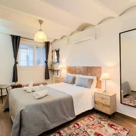 Cozy Place Next To Park Gueell Barcelona Bagian luar foto